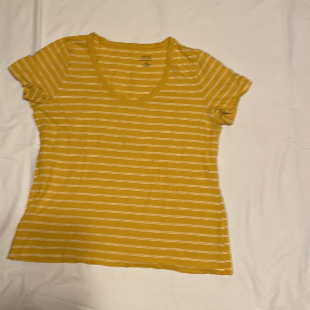 MALIBU TEE WOMEN T-SHIRT SIZE L MUSTARDS YELLOW COLOR